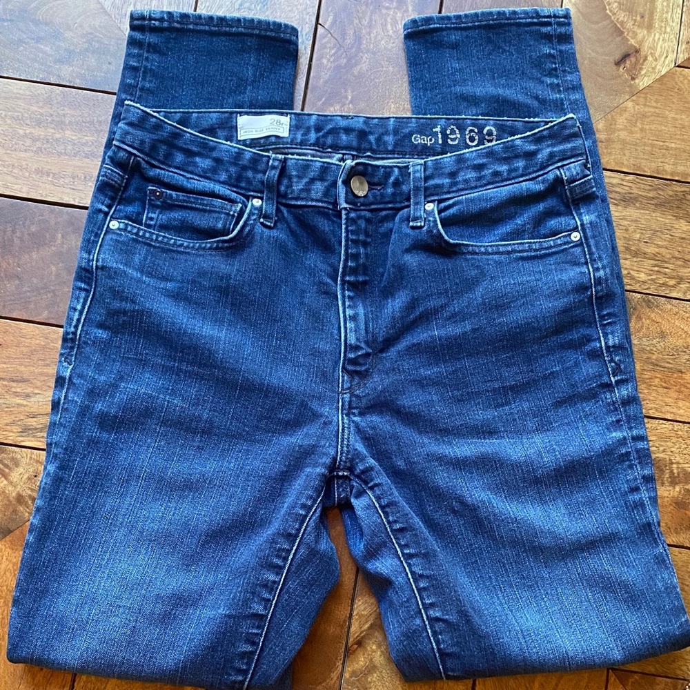 GAP 1969 Dark Blue high rise Skinny Jeans 28 reg